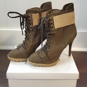 Boutique 9 Nine West Combat Leather Boots Heel Army Green Lace-up Buckles Size 8